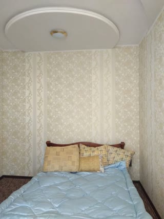 Продам 3-х комнатную квартиру , метро Защитников Украины, сталинка