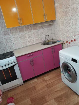 Продам 4х кімнатну квартиру на Асхарова
