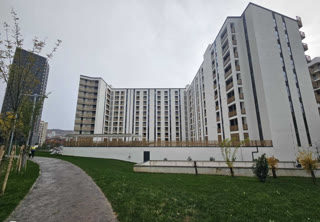 ქირავდება 3 ოთახიანი ბინა საბურთალოზე
