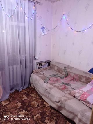 Срочно продам трьохкімнатну квартиру