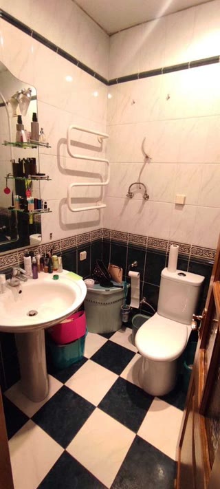 Продається 3к квартира, метро Звіринецька, Печерськ