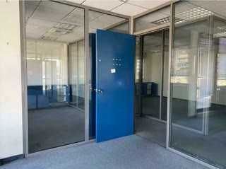 Бизнес-здание, 3600 м²