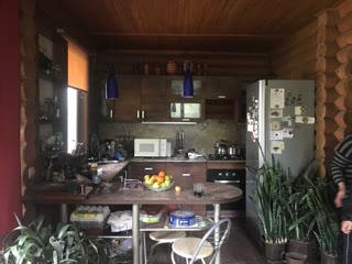 Продам будинок – зруб, р-н Осокорки, вул. Садова, 140 м2, 6 соток