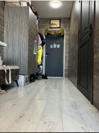 Продаж 1-кімнатної квартири в ЖК Метрополія , метро Вирлиця 3 хвилини пішки!