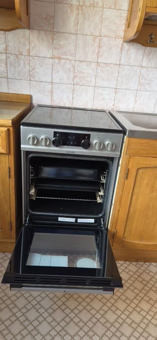 Продаж 2-к квартира, 52 м2. ст м Холодна Гора
