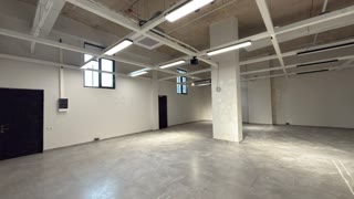 🏢 პრემიუმ კლასის გარემონტებული კომერციული სივრცე „HomeSide Batumi“-ში