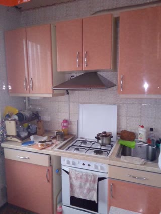 Продам срочно трьохкімнатну квартиру