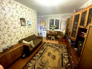 Продам 3-х кімнатну квартиру на Алексеївці