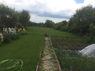 Sale of a house, 198m with a plot, c