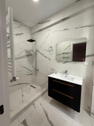 Apartment is for sale near Lisi lake.