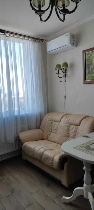 Продаж 1-кімнатної квартири в ЖК Лікоград біля метро Виставковий Центр
