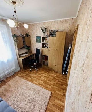 Продаж 4к квартири 115 м² на вул. Бориса Гмирі, метро Позняки у пішій доступності