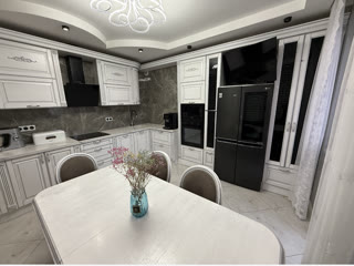 Продаж 2-х кімнатної квартири, Винники, вул. Лисика, ЖК Ваніль