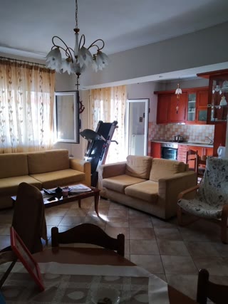 110 m² Apartment
