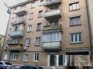Продається нежиле приміщення під офіс у Києві.