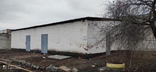 Складські приміщення із залізничною колією
