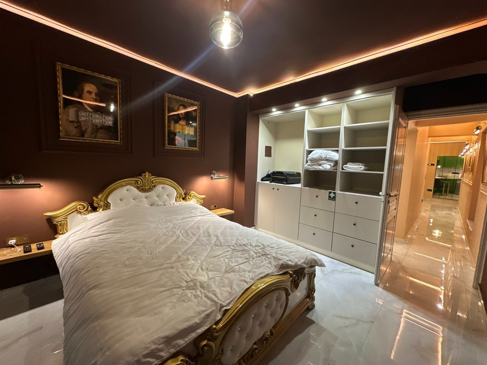 Студия 55 м²