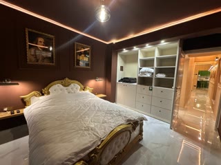 Студия 55 м²