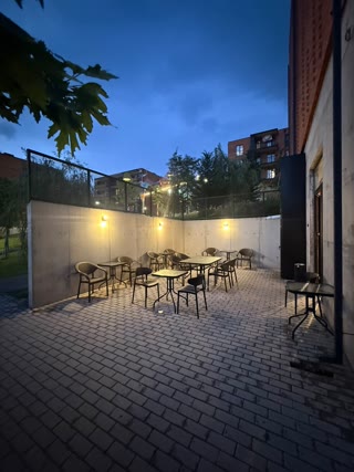 Restaurant for rent in Lisi