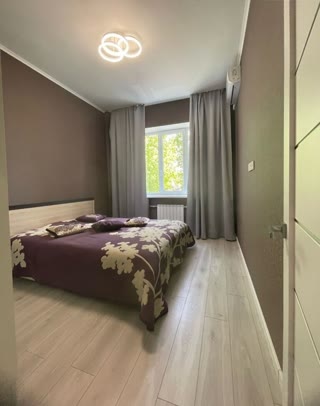 For Sale 3-room Apartment near Central Park, Center