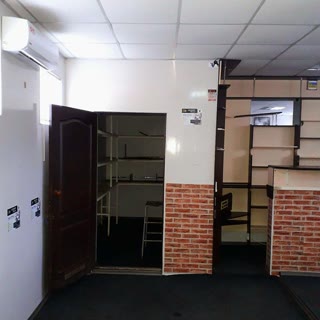 Терміново продаю магазин на земельній ділянці 2 сотки