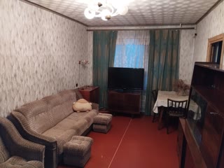 Продам 4 кімнатну квартиру, Одеська