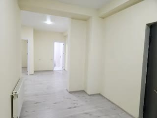 იყიდება 2 ოთახიანი ბინა ვაკეში