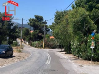 1072 m² Plot