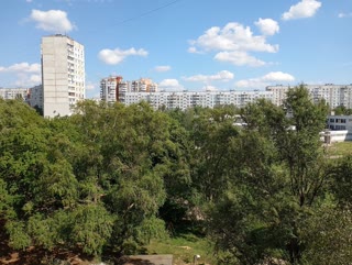 Продається 4 кімнатна квартира Алексеєвка