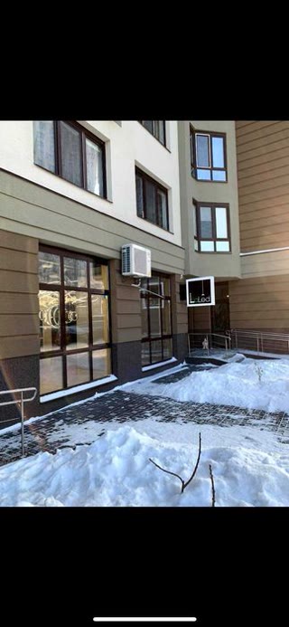 Продажа помещения (магазин, офис) 78м.кв м. Вирлиця
