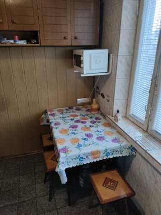 Продам однокомнатну квартиру Героїв Праці