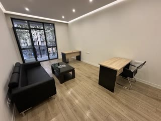 კომერციული ფართი ვაკაში ახალ შენობაში