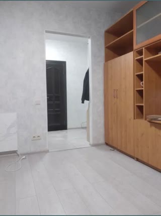 Продаж 1-кімнатної квартири біля метро Вирлиця