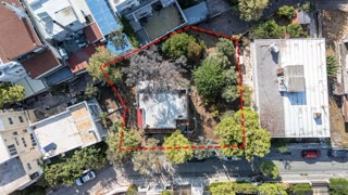 684 m² Plot