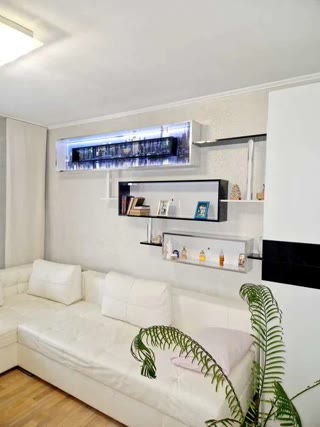 Продається світла, затишна 2к квартира з якісним ремонтом, меблями та технікою, на вул. Бориса Гмирі (Позняки)