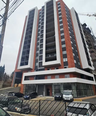ქირავდება 3 ოთახიანი ბინა ისანში