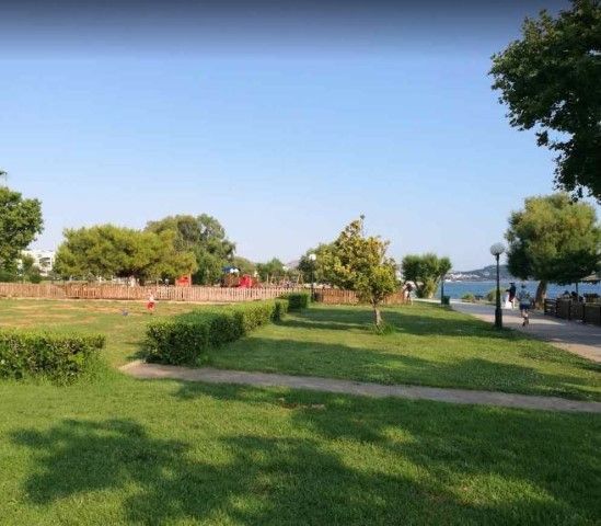 705 m² Plot