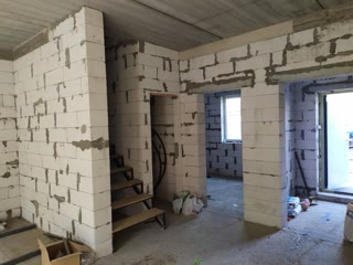 Продажа дома (таунхаус) на берегу озера в Києві! Воскресенські сади.