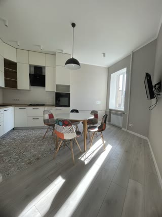 Продам 3к квартиру в Центрі