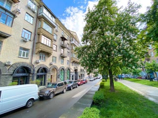 Продам дворівневий пентхаус в історичному центрі Києва вул.Антоновича