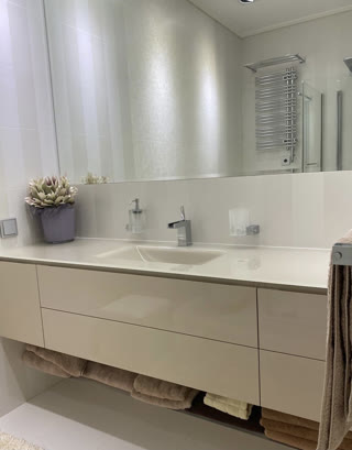 Sale of a 2-room apartment 61 sq. m on Lesya Ukrainka Boulevard