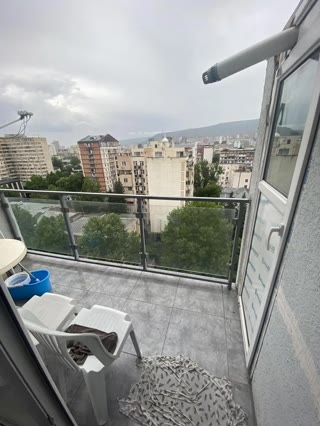 იყიდება 2 ოთახიანი ბინა საბურთალოზე
