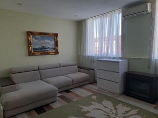 Продам 3 кімнатну квартиру ЖК Журавлевський, метро київська. 10 хв