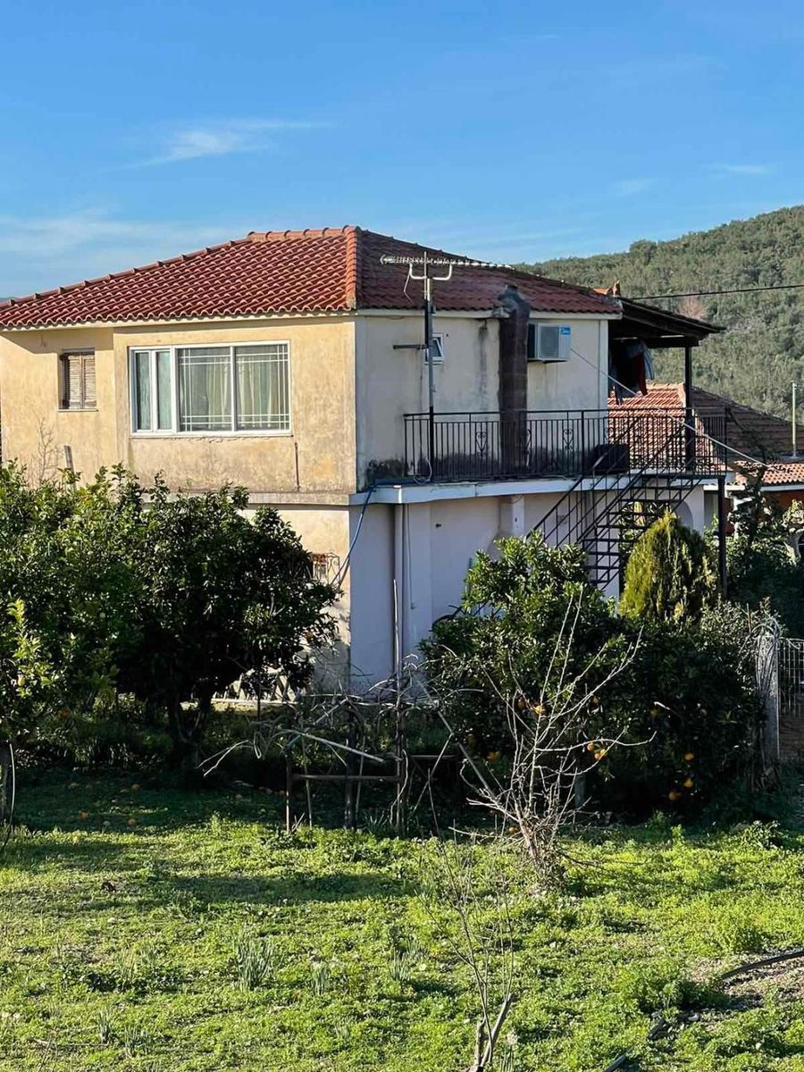 Μονοκατοικία 90τ.μ.
