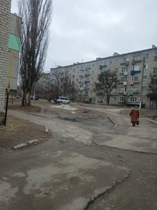 Продам в центрі Ізюма однокімнатну малосімейку