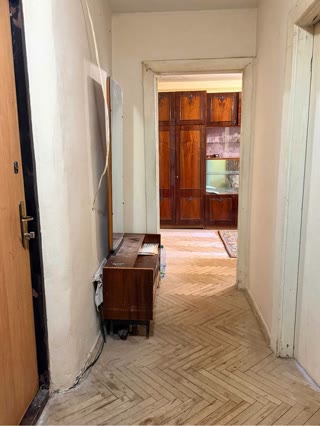 Продаж 2-х кімнатної квартири / Любінська