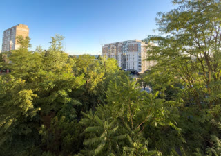 Продаж 1к квартири 36 кв. м на вул. Райдужна