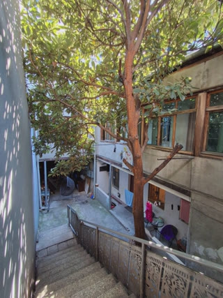 იყიდება კერძო სახლი ვერაზე