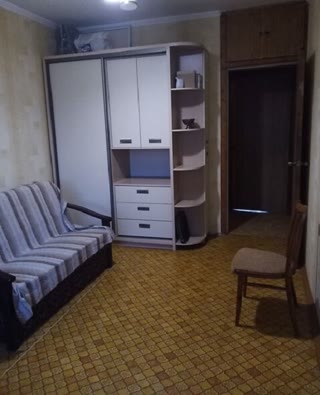 Продам 3-кімнатну квартиру, ст. м. "Олексіївська", вулиця Енвера Ахсарова, Олексіївка (Алексеевка)