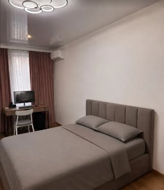 Продаж 1-кімнатної квартири, 41 кв.м., на вул. Угорська